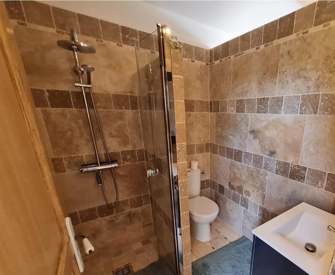 קאברי Adorable Maison Independante 30M2 Avec Piscine En Saison מראה חיצוני תמונה